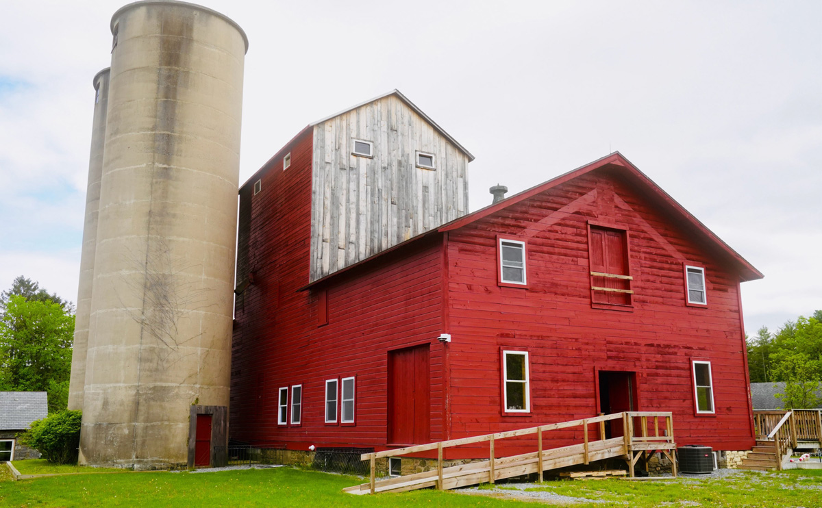 Introducing a Unique Artistic Experience